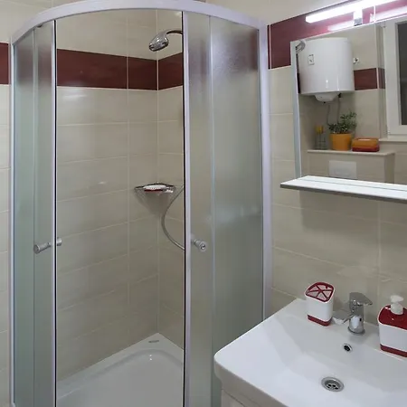 Appartement Sevilja *